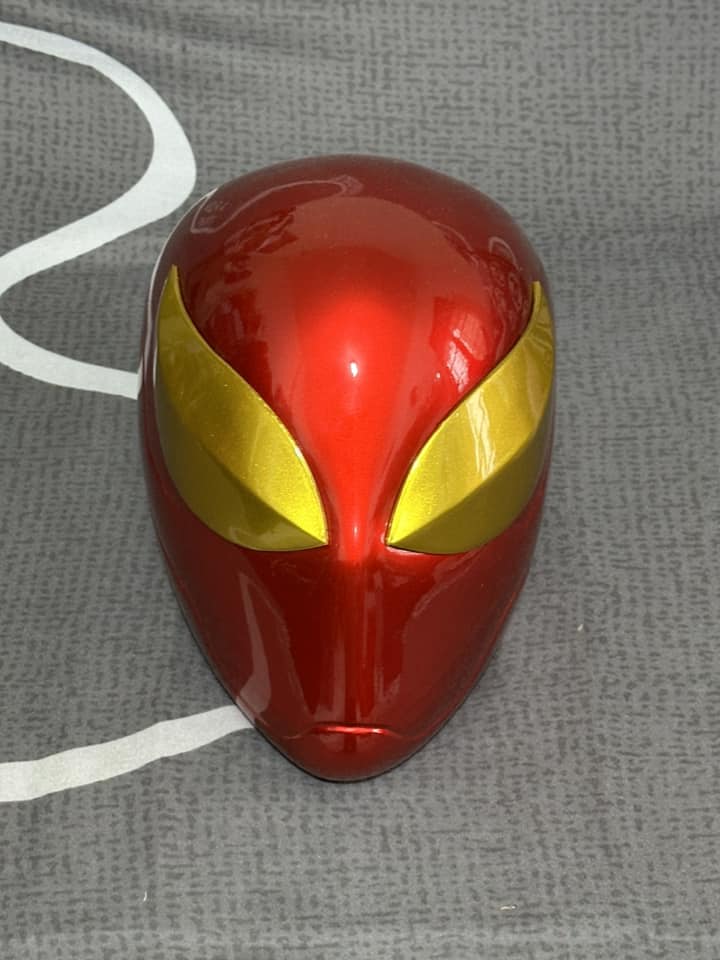 Iron spider ps4 helmet / spiderman mask