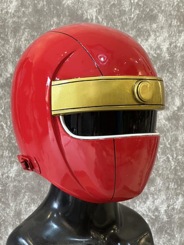 Alien ranger kakuranger red helmet