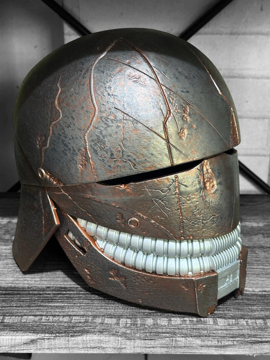 The acolyte helmet / star wars