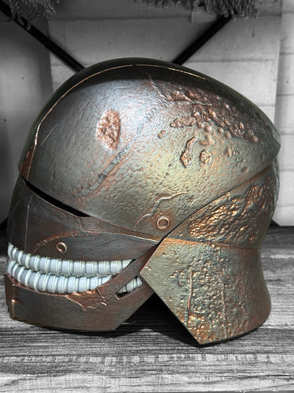 The acolyte helmet / star wars