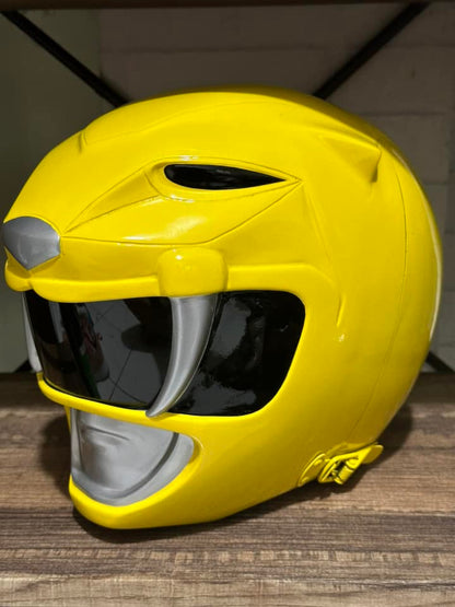 Helmet yellow ranger mmpr / power ranger /sentai