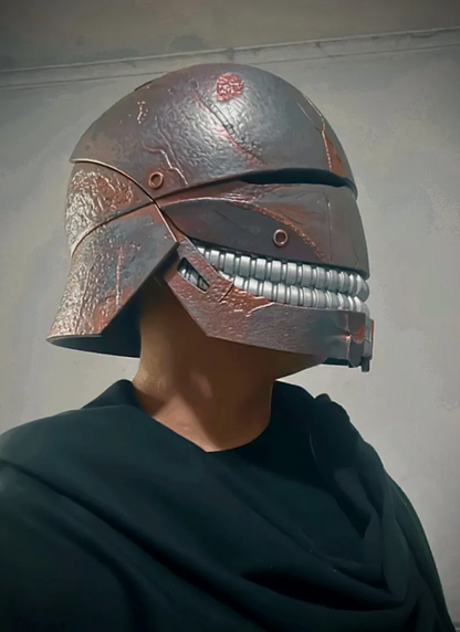 The acolyte helmet / star wars