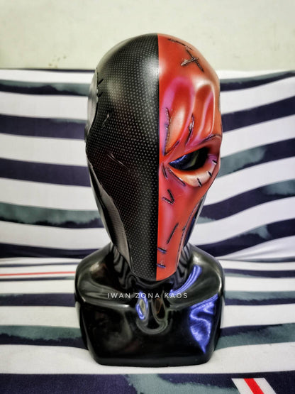 Deathstroke helmet Battle damage / deathstroke mask / arkham night