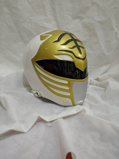 White ranger mmpr helmet (free shipping)
