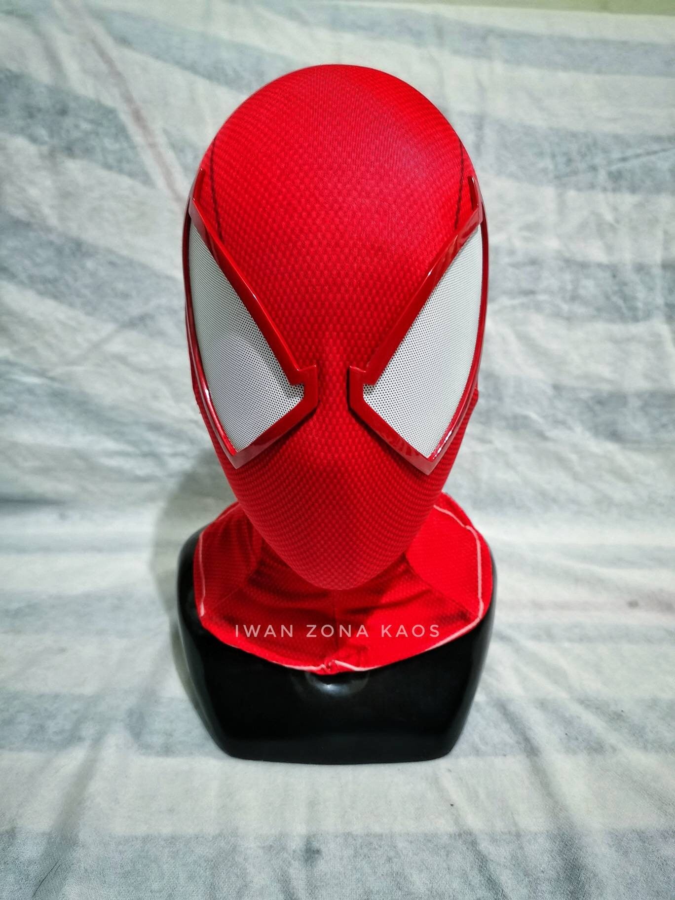 Scarlet spider ps 4 shell and lenses with cloth mask