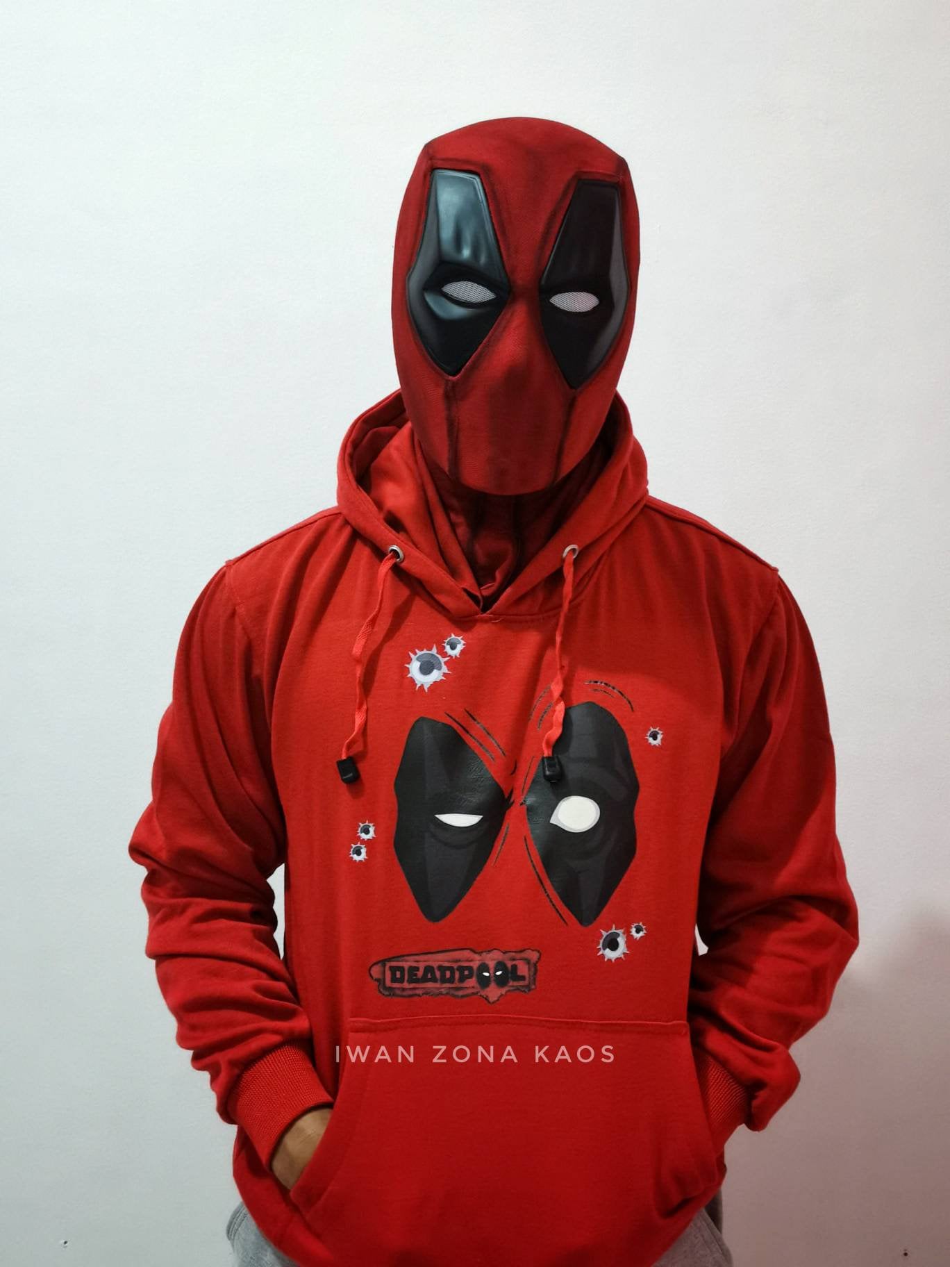 Deadpool mask / deadpool faceshell / deadpool cosplay / deadpool faceshell / deadpool helmet replica